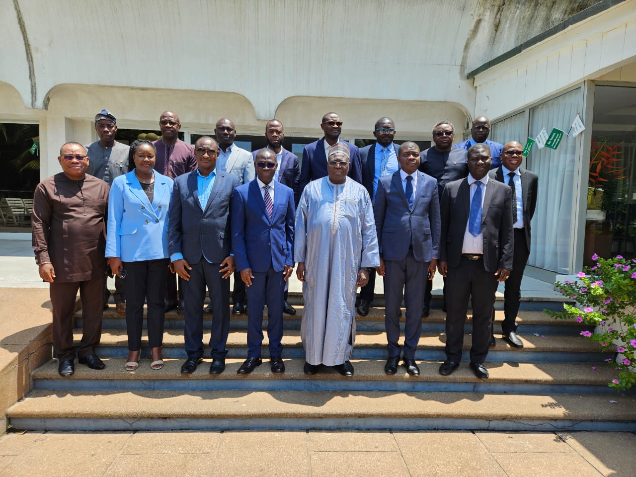 Lire la suite à propos de l’article 21/08/2023: Réunion du comité de coordination de la mise en œuvre du Plan Directeur des infrastructures régionales